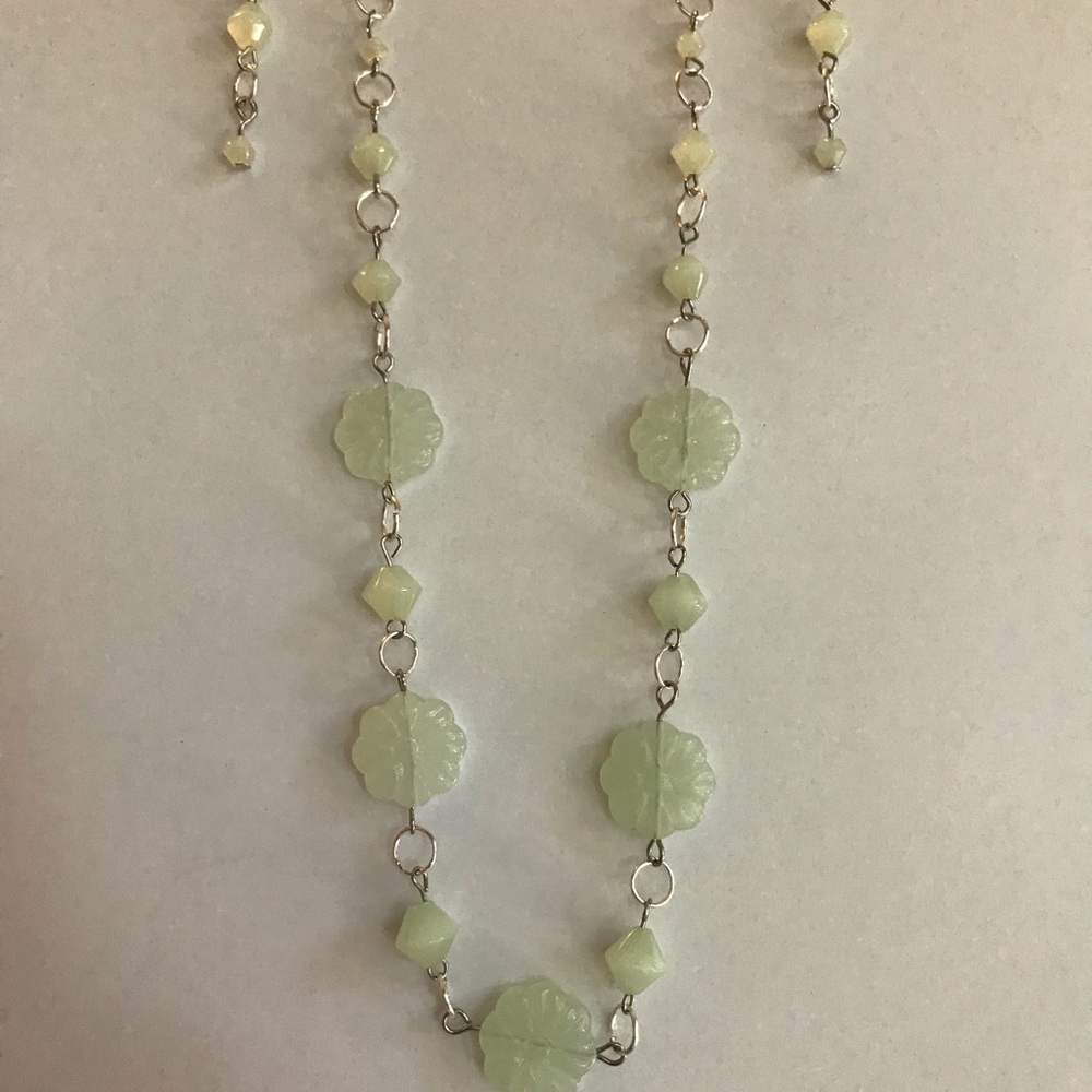 Necklace with earrings